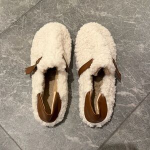 ABC Fur Slide